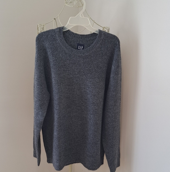 NWT- Men's GAP Crew Neck Sweater, Size XL. - Picture 2 of 9